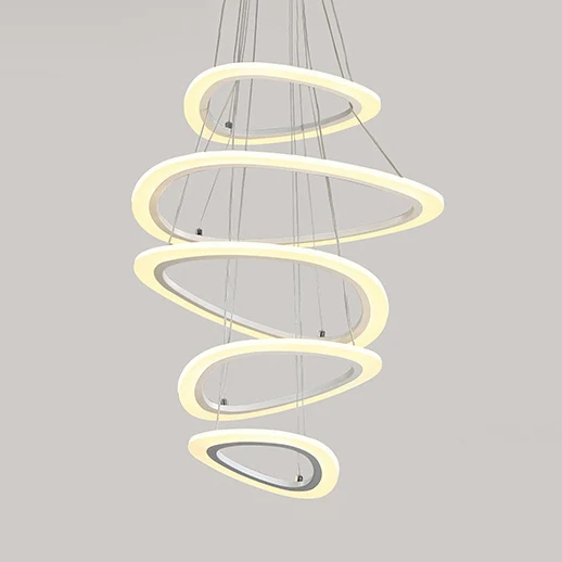 Acryl-Dreieck-Kronleuchter-Beleuchtungskörper, moderner LED-Deckenanhänger mit 1/2/3 Köpfen warmem/weißem Licht Clearhalo