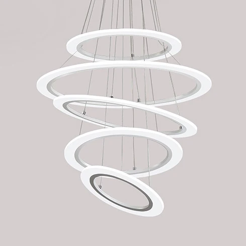 Acryl-Dreieck-Kronleuchter-Beleuchtungskörper, moderner LED-Deckenanhänger mit 1/2/3 Köpfen warmem/weißem Licht Clearhalo