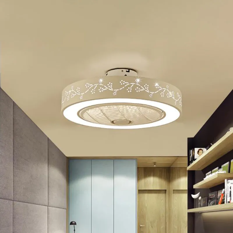 Acrylweiße hängende Ventilatorlampe, runde LED, 21,5" breit, Minimalismus, halbbündige Deckenleuchte mit 4 Flügeln Clearhalo