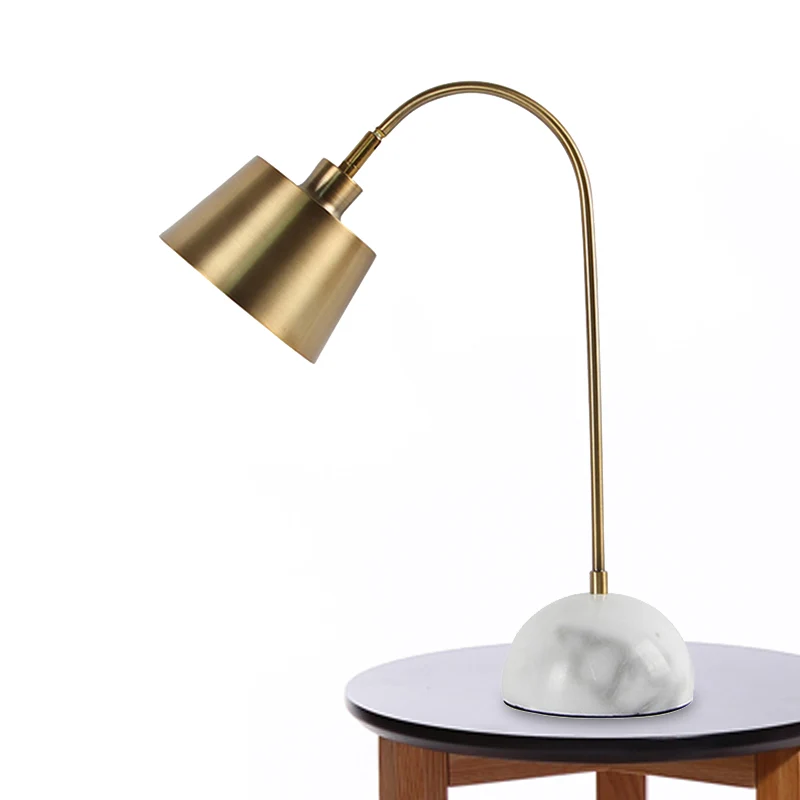 Goldfarbene Tischlampe mit konischem Schirm, moderne 1-Kopf-Stehleuchte aus Metall mit Marmorsockel Clearhalo