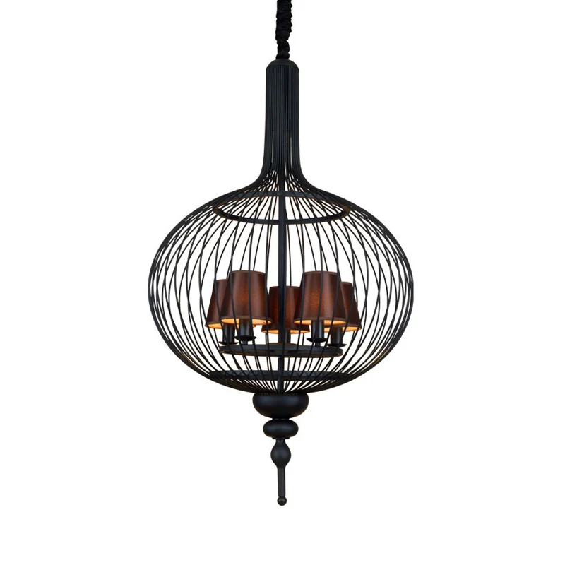 Laternen-Eisen-Kronleuchter-Anhänger, 23,5"/27,5" B. Traditionelle schwarze Deckenlampe mit 5 Köpfen und konischem Lampens...