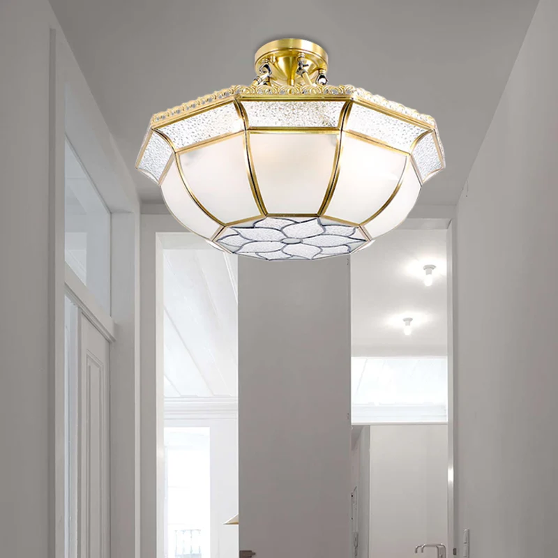 Messing 4 Lichter Deckenlampe Kolonialismus Opal geblasene Glaskuppel Halbbündige Deckenleuchte für Wohnzimmer Clearhalo