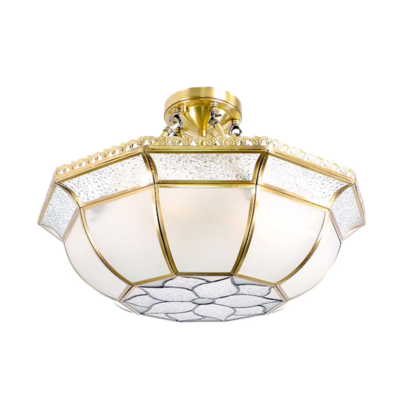 Messing 4 Lichter Deckenlampe Kolonialismus Opal geblasene Glaskuppel Halbbündige Deckenleuchte für Wohnzimmer Clearhalo