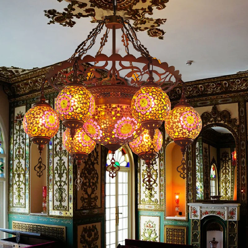 Messing-Laterne-Kronleuchter-Lampe, traditionelles Buntglas, 9 Köpfe, Restaurant-Hängeleuchte Clearhalo