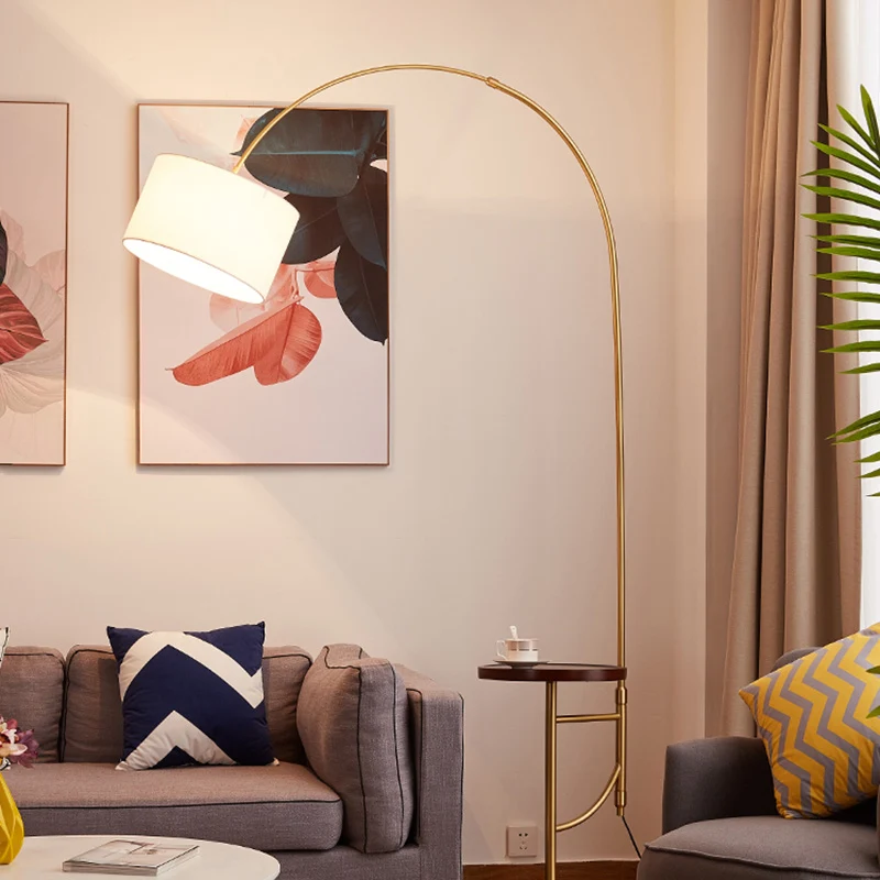 Metallische, gewölbte Bodenbeleuchtung, Minimalismus, 1 Kopf, Wohnzimmer-Stehlampe mit Trommelstoffschirm Gold Clearhalo