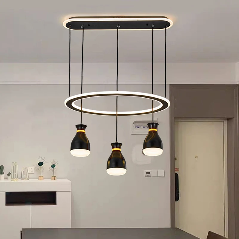 Modernistische Weinglas-Hängelampe mit mehreren LEDs, Acryl, 3 Lichter, Esszimmer-Hängelampe Schwarz mit Schleifendetail C...