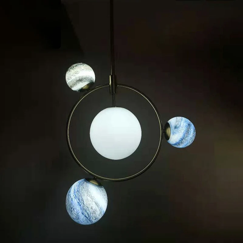 Nordic Planet Kronleuchter aus weißem Buntglas, Restaurant-Hängeleuchte aus Messing Clearhalo