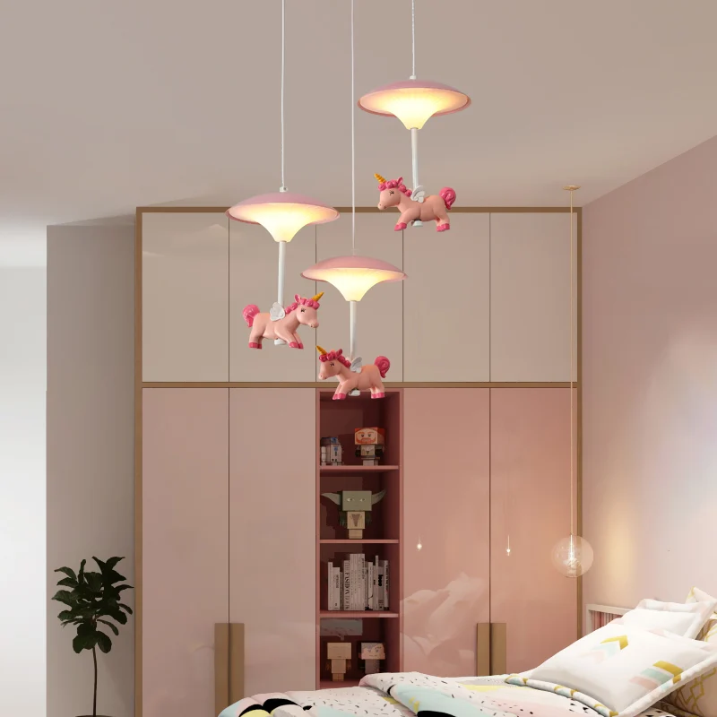 Pilzschirm-Schlafzimmer-Mehrfachanhänger-Metall-LED-Kinder-Deckenanhänger mit Einhorn-Deko, Rosa Clearhalo
