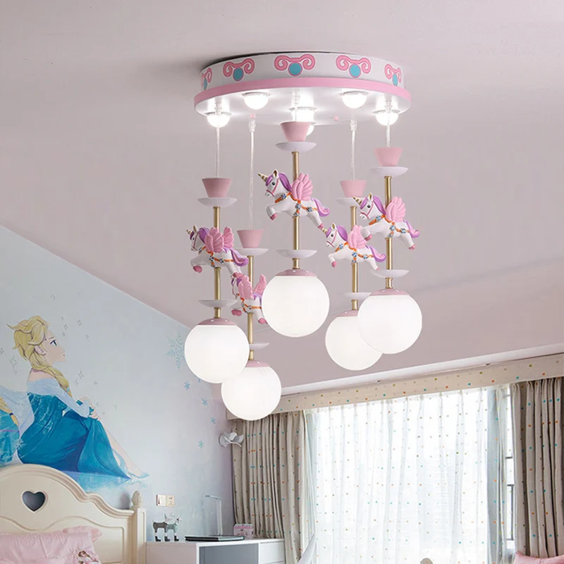 Rosa Einhorn-Hängeleuchte mit mehreren Anhängern für Kinder, Kunstharz, Hänge-Deckenleuchte für das Kinderzimmer Clearhalo