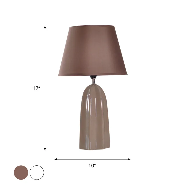 Stofffass-Tischleuchte Modernist 1 Glühbirne Weiß/Braun Nachtlampe mit Prisma-Keramiksockel Clearhalo