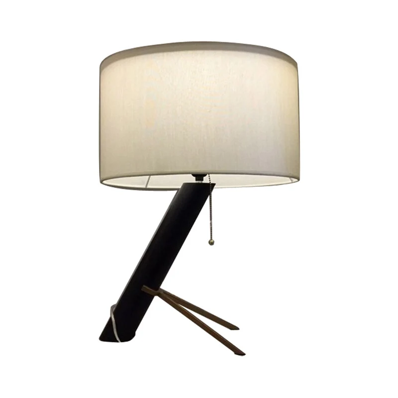 Traditionelle Trommel-Nachttischlampe mit 1 Licht, Stoff-Arbeitsbeleuchtung Weiß für Schlafzimmer Clearhalo
