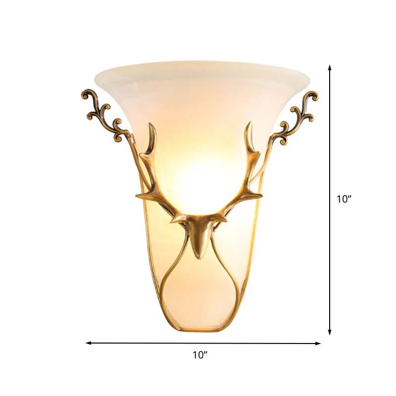 Traditionelle Trompeten-Wandleuchte aus Milchglas, 1-Kopf-Wandleuchte aus Messing mit Elch Clearhalo