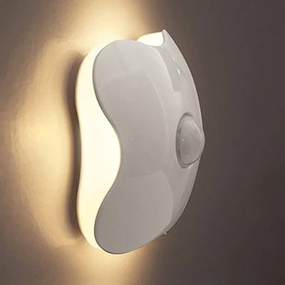 Weiße moderne quadratische Wandleuchte aus Metall für Kinderzimmer Clearhalo