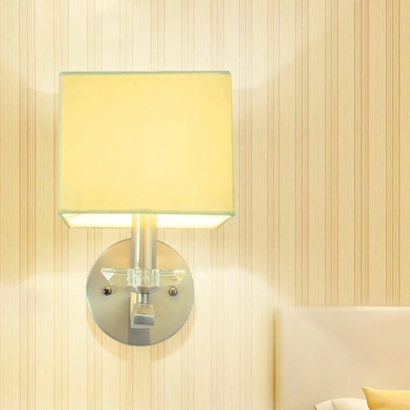 Würfel-Nachttischlampe aus Stoff, einzelne moderne Wandleuchte Grau/Schwarz mit Kristallakzent Clearhalo