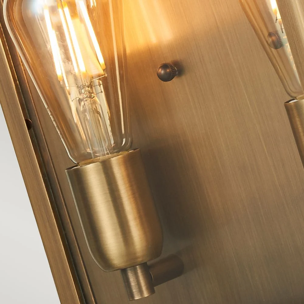 Außenwandleuchte Elstead Lighting (ST-MARTINS-L-BR) St. Martins, massives Messing, Glas, E27, 2 l