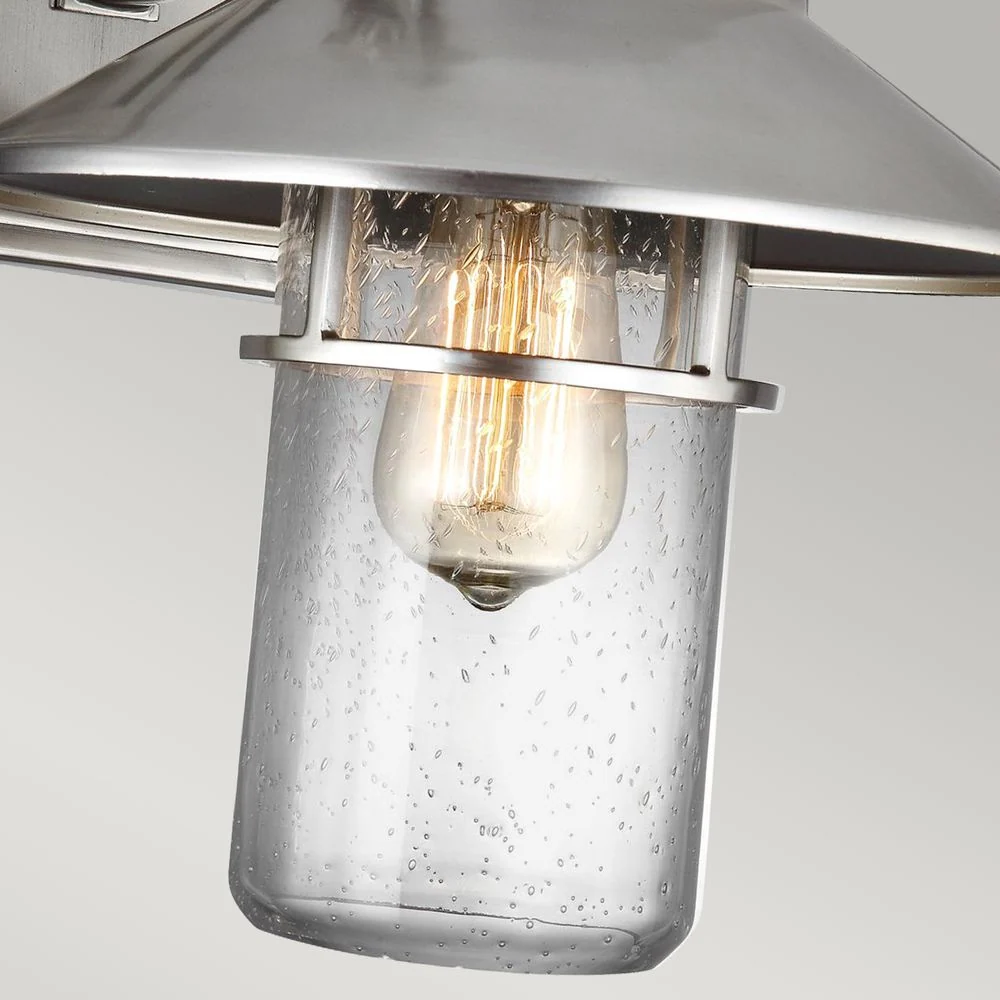 Außenwandleuchte Feiss (FE-BOYNTON2-M) Boynton epmm, klares, strukturiertes Glas E27
