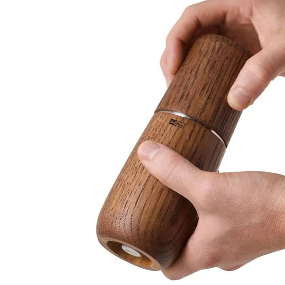 AdHoc Pfeffer- oder Salzmühle Yono, Eiche dunkel 15 cm