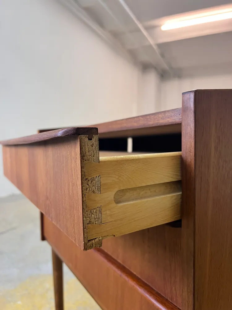 Kleine Kommode / Nachtschrank Teak aus Dänemark