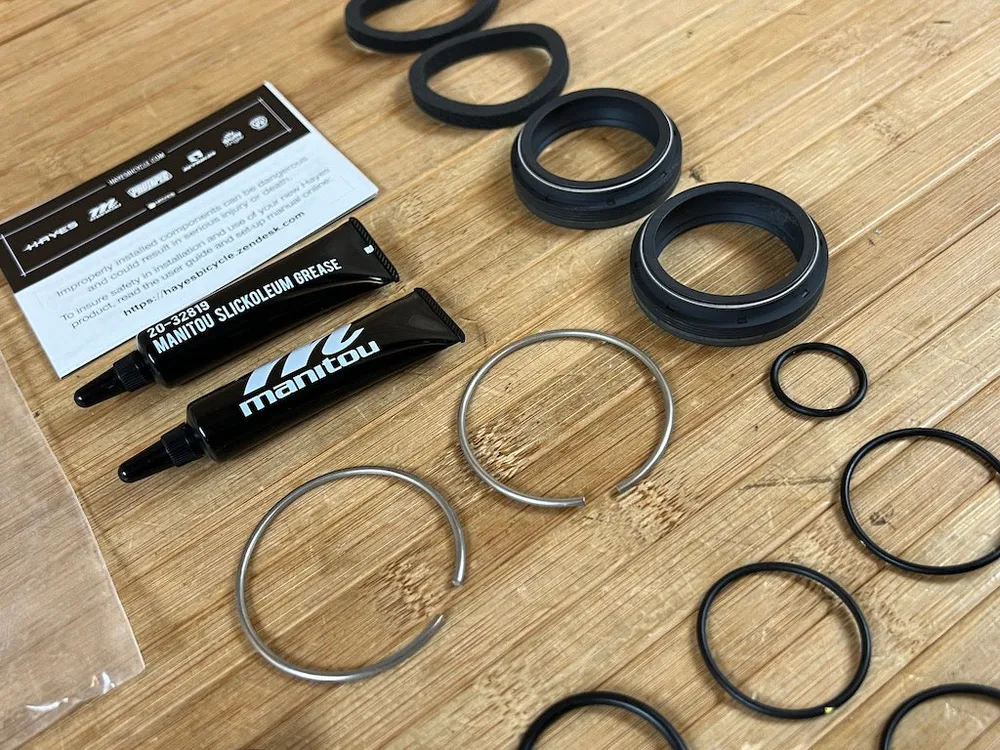 Manitou Dorado Dichtungen / Sealkit / Servicekit ab 2021 37mm