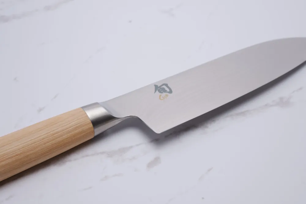 Shun Classic 180 mm Santoku – Weiß